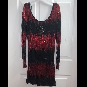 Long sleeve midi red and black dress